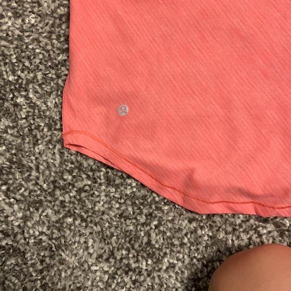 Pink Lululemon shirt - Picture 5 of 5